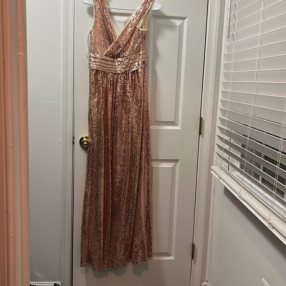 Like new sequin maxi dress. Size 2. Rose Gold.